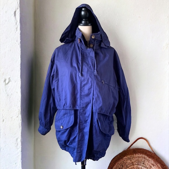 Woman Navy Blue Light Wight Jacket - Picture 7 of 14